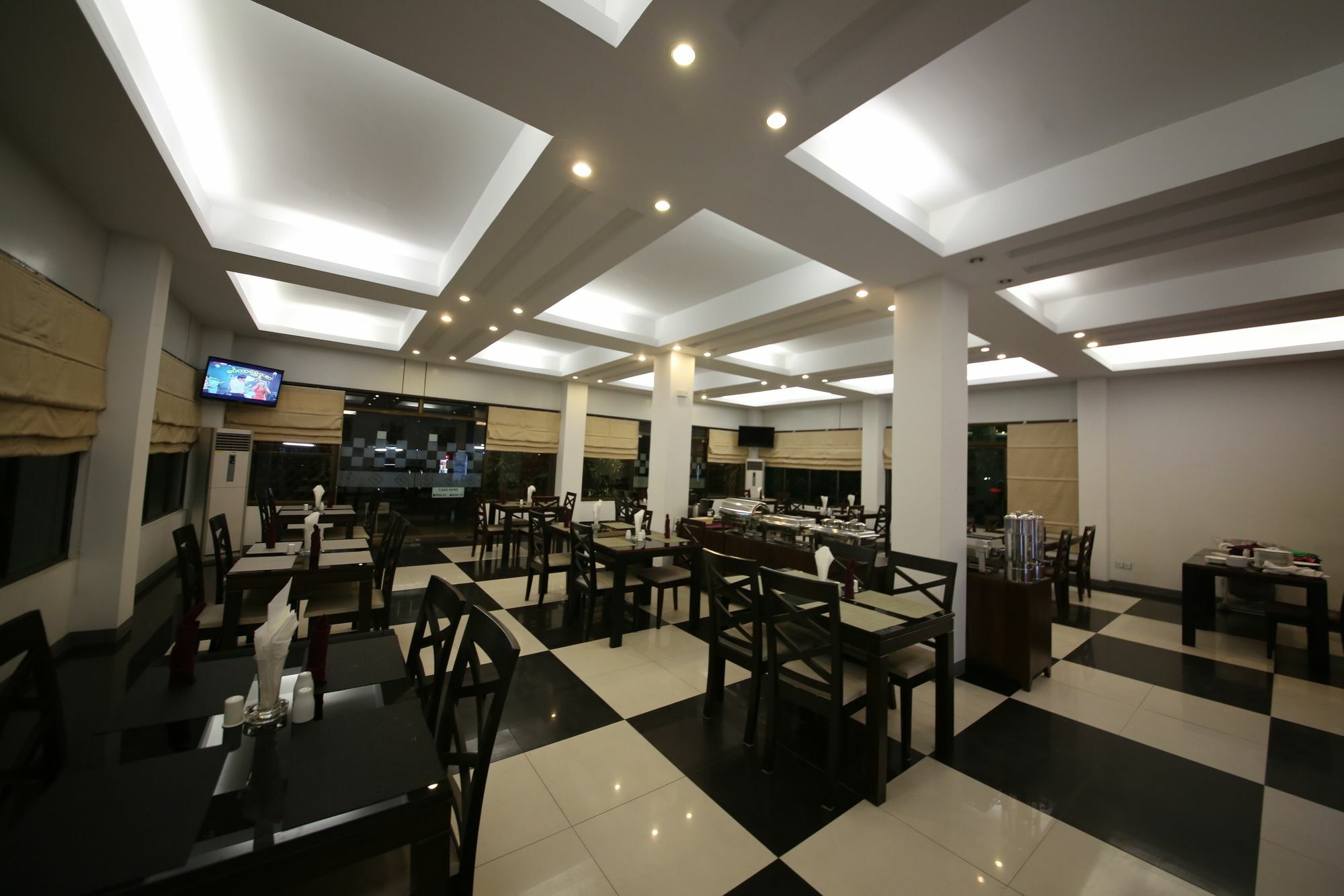 Hotel 72 Rangum Exterior foto