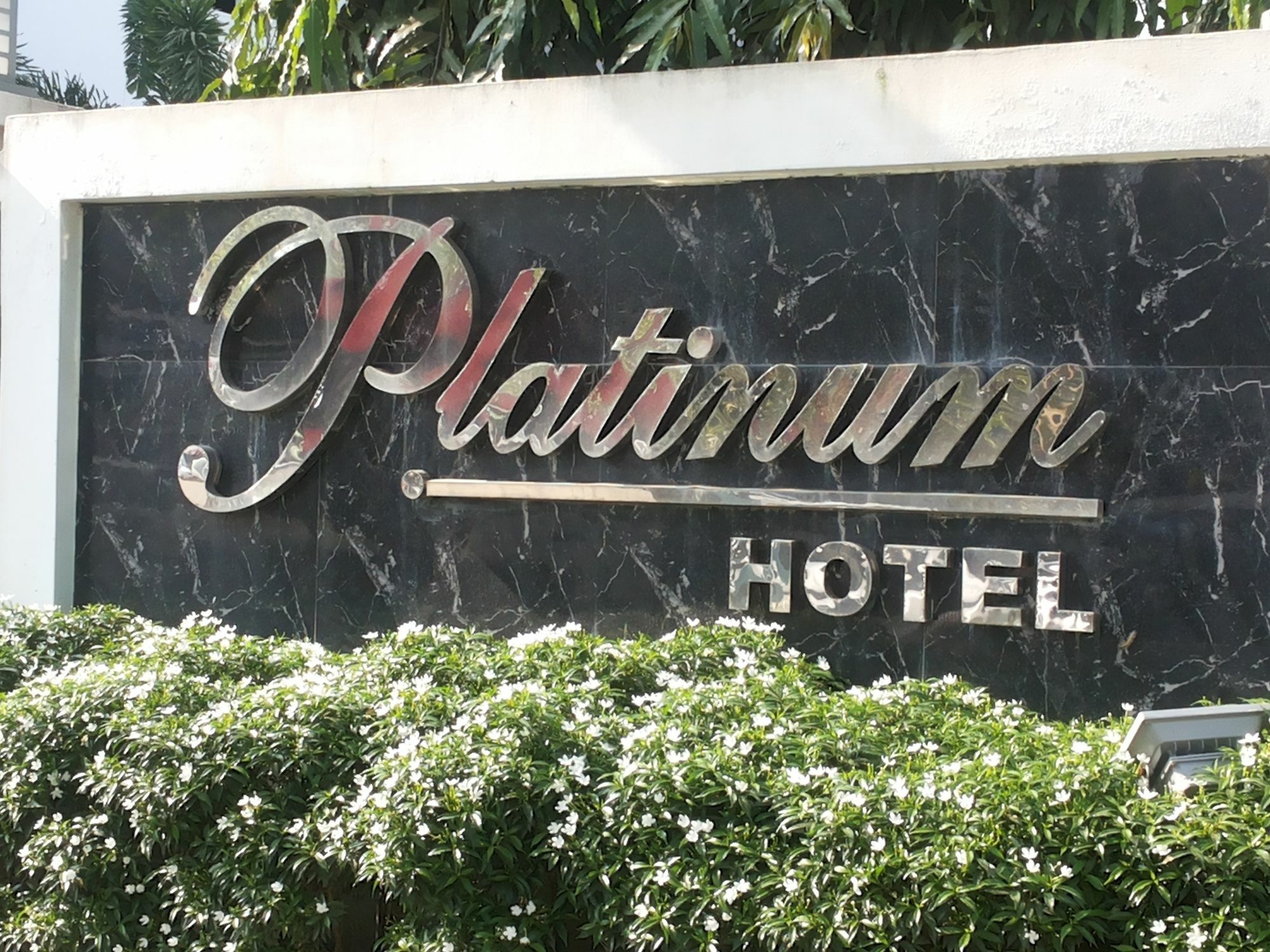 Hotel 72 Rangum Exterior foto